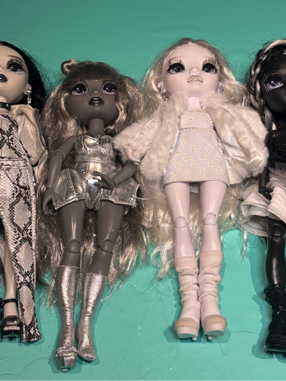Shadow High Dolls - Picture 2 of 10